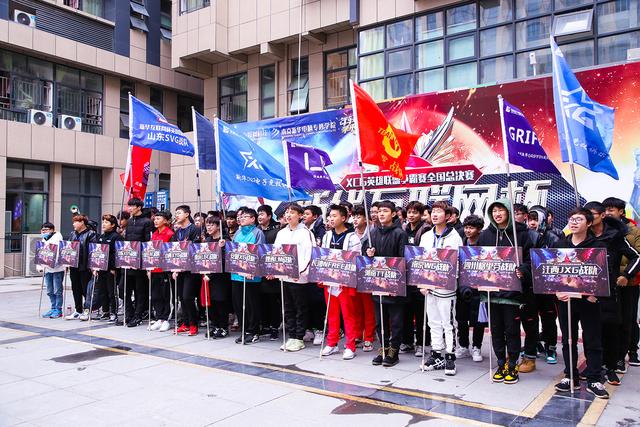 理實結合，新華學子展現<a href=http://njxh.cn target=_blank class=infotextkey>專業</a>電競風采