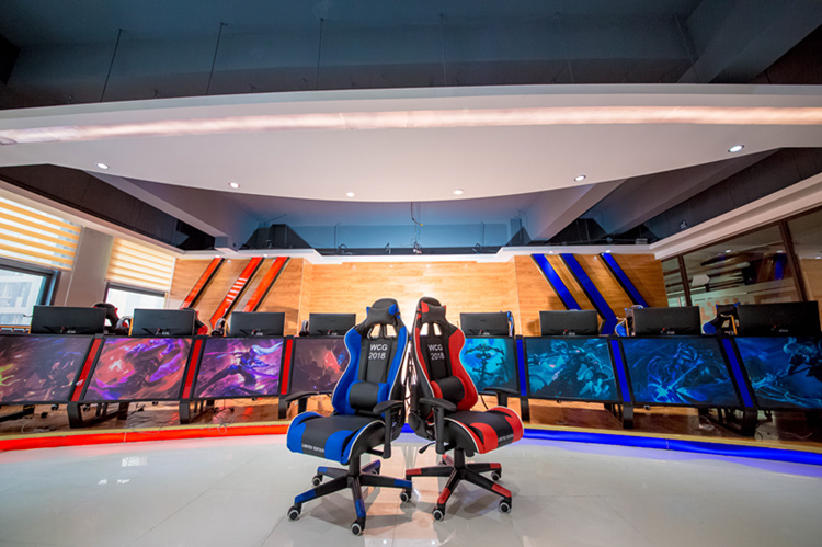 熱血青春，永無止“競”—電子競技動漫游戲