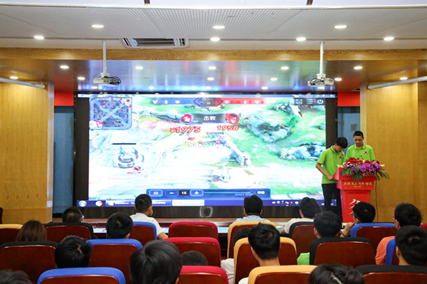 “家校同心，攜手共進”2019年上半年階段結課答辯分享會圓滿結束