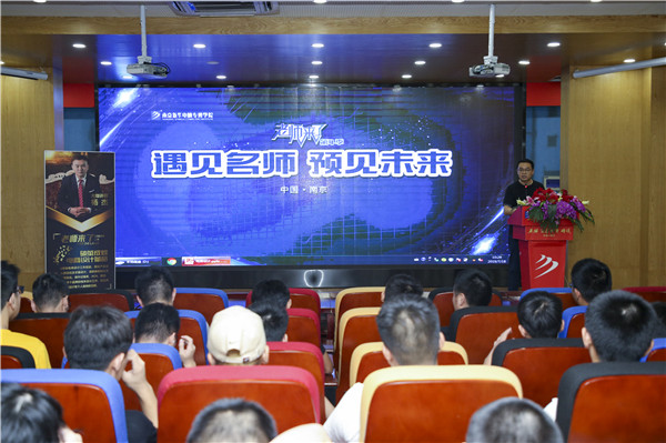 “破繭成蝶”一場關(guān)于電商設(shè)計(jì)的革命 “破繭成蝶”一場關(guān)于電商設(shè)計(jì)的革命