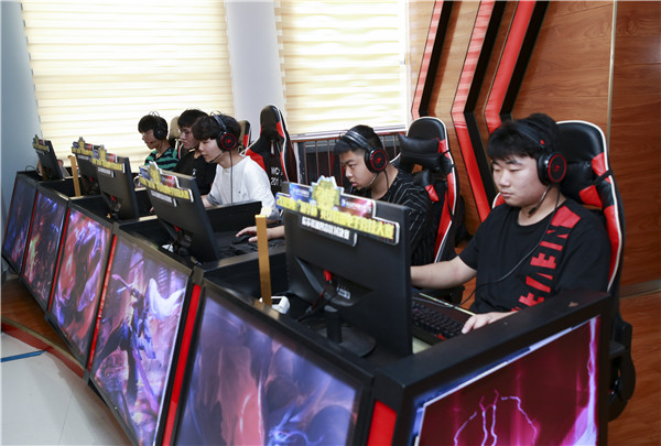 2019年“新華杯”英雄聯盟電子競技大賽皖蘇贛湘四省區域決賽順利舉行！