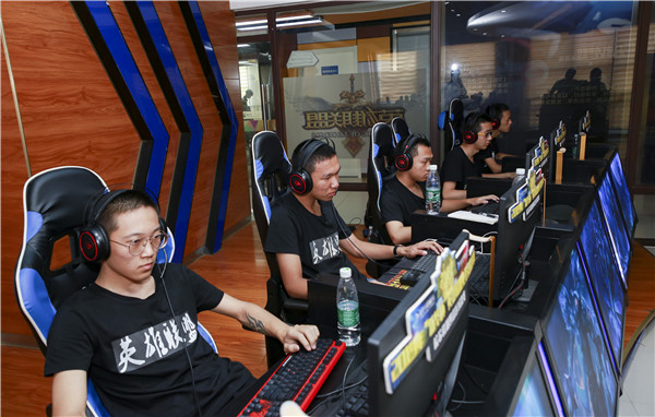 2019年“新華杯”英雄聯盟電子競技大賽皖蘇贛湘四省區域決賽順利舉行！