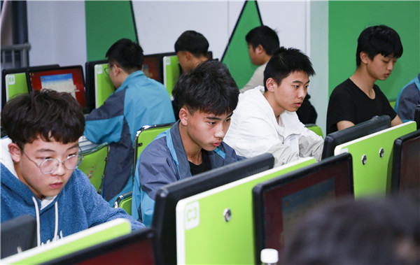 熱烈祝賀“輕舞飛揚(yáng)，彈指如風(fēng)”計(jì)算機(jī)基本功大賽成功舉行！