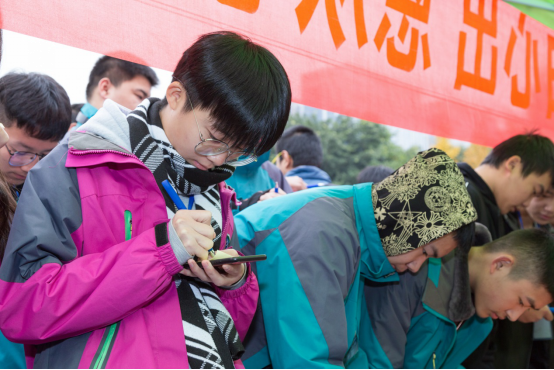 品質新華，用承諾詮釋使命——德育教育，讓品德成就美好