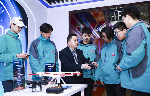 2020高考填報志愿選什么<a href=http://njxh.cn target=_blank class=infotextkey>專業</a>好？互聯網行業占大頭！