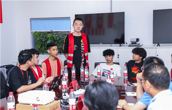 實習(xí)正當(dāng)時，慰問暖人心