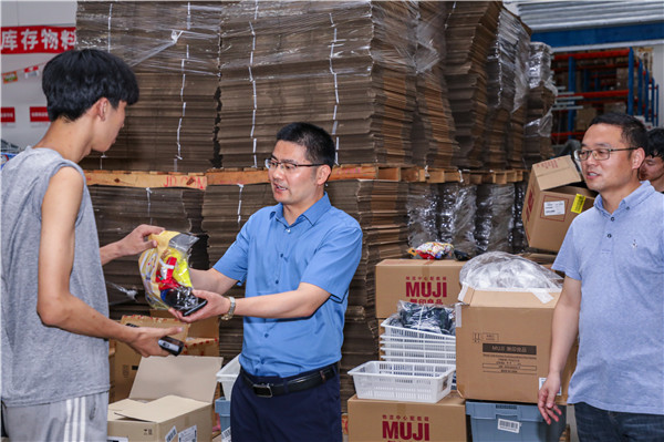 實習(xí)正當(dāng)時，慰問暖人心