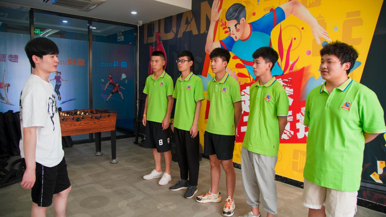 《老師來了》公開課全新起航，“護國螳螂”靈藥激情開講！