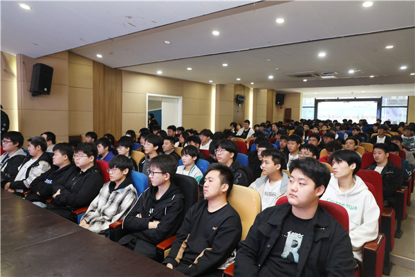 企業大咖進校園|構建校企交流平臺，助推雙方深度合作