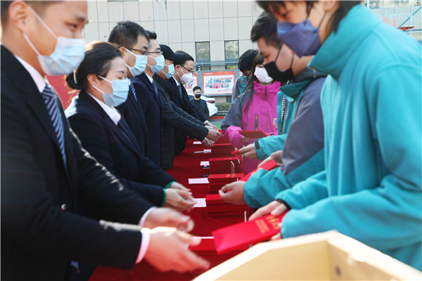 知行合一，榜樣力量——南京新華2022年度學生工作總結暨表彰大會圓滿落幕！