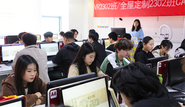 南京新華電腦專修學校CAD階段課程結課答辯圓滿結束