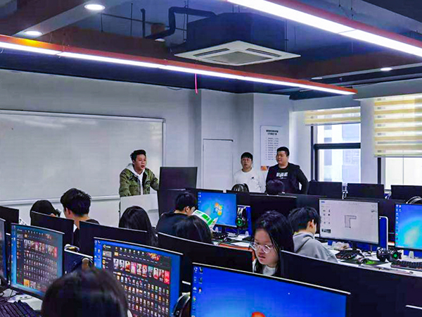 企業大咖進校園-宣講招聘