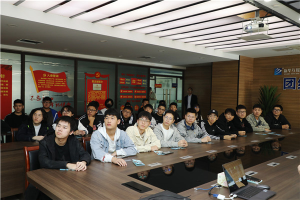 大咖進校園|淺談數字動漫藝術設計的未來發展