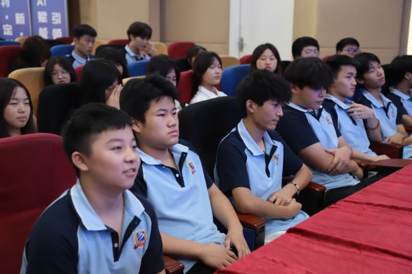 初中應屆畢業生擇校關鍵期：聚焦學校優勢，把握補錄機遇