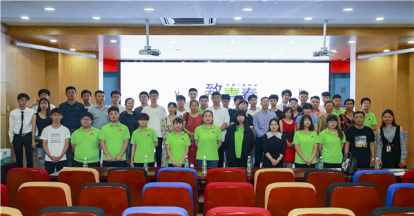 “家校同心，攜手共進”——南京新華2019年上半年PS階段課程答辯分享會