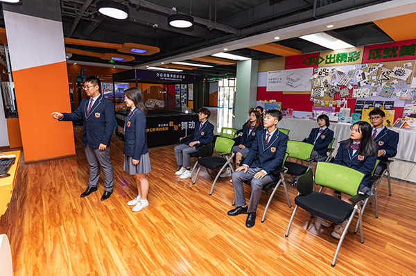 初中女孩子學什么有前途，看看招聘信息也許你能更了解